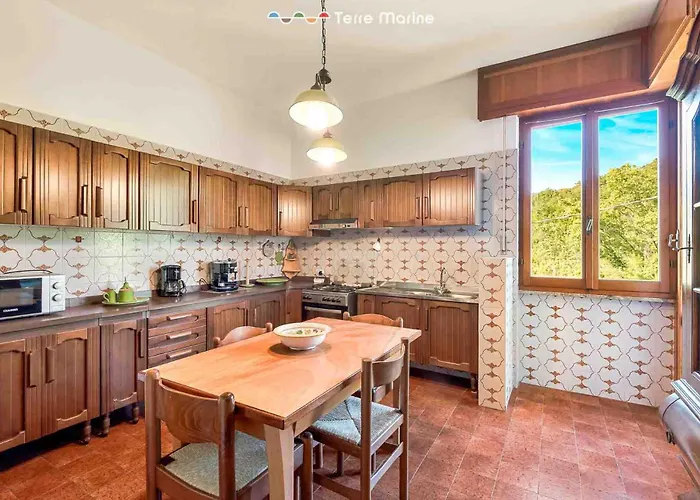 Pina Vakantiehuis Riccò del Golfo di Spezia
